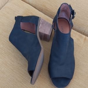 Black Open toe booties/sandals (barimo)